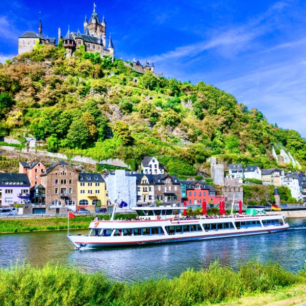 Cochem river cruise with town and hilltop castle