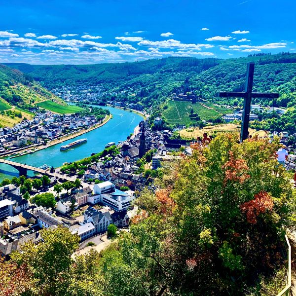 Pinner's Cross overlooking Cochem
