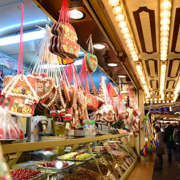 Cologne Christmas stalls selling Lebkuchen treats