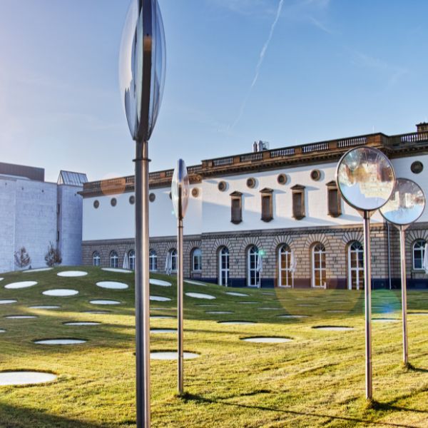 Frankfurt Stadel Museum outdoor exhibit