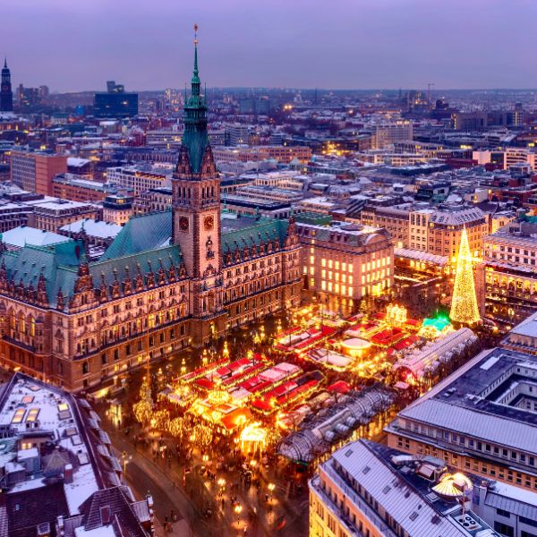 Christmas lights from market by Hamburg Town Hall