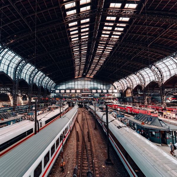 Multiple trains in Hamburg Train Station