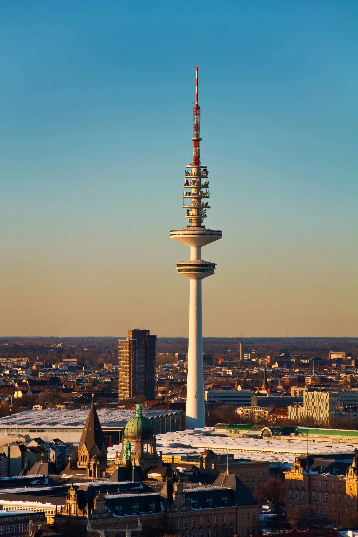 Tv tower and skyline at dawn in Hamburg