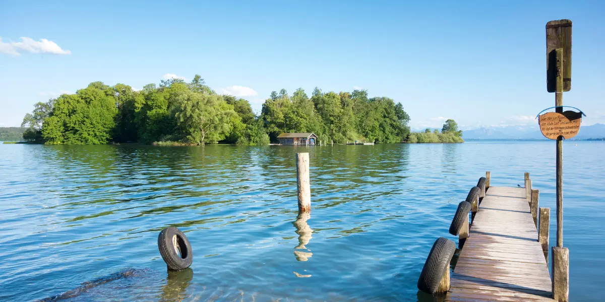 Rose Island in a lake by a dock near Munich